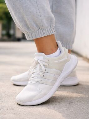 Adidas Youth ADV 91-16 White Athletic Sneakers Size 4